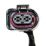 Automotive pigtail and connector - Automotive Pigtail Connector 2 E007 1